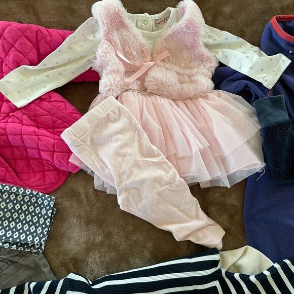 Lot of 9 Items Baby Girl Fall/ Winter Clothing Size 12 Months - Picture 6 of 12